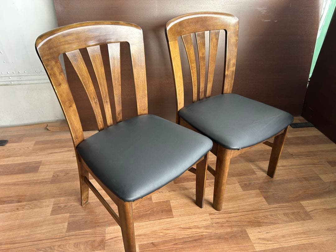 651 カリモク ダイニングチェア 2脚セット 木製 椅子 シェル型チェア 黒