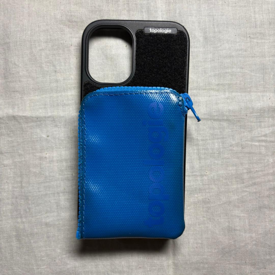 Hypersnap Bump Phone Case / topologie - メルカリ