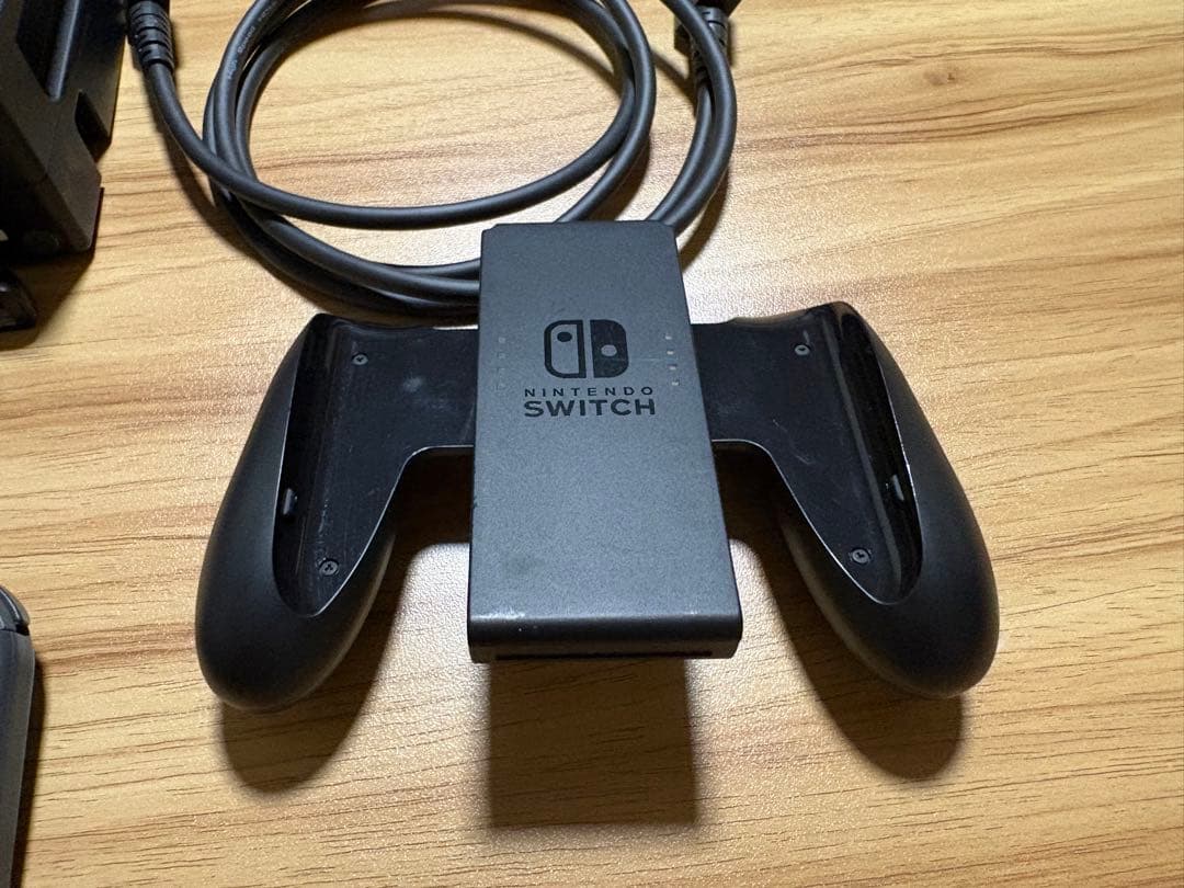 Nintendo Switch グレー 本体 付属品完備 - メルカリ