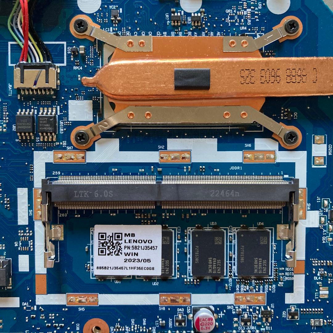 ジャンク 動作未確認 液晶割れ Lenovo IdeaPad L360i - メルカリ