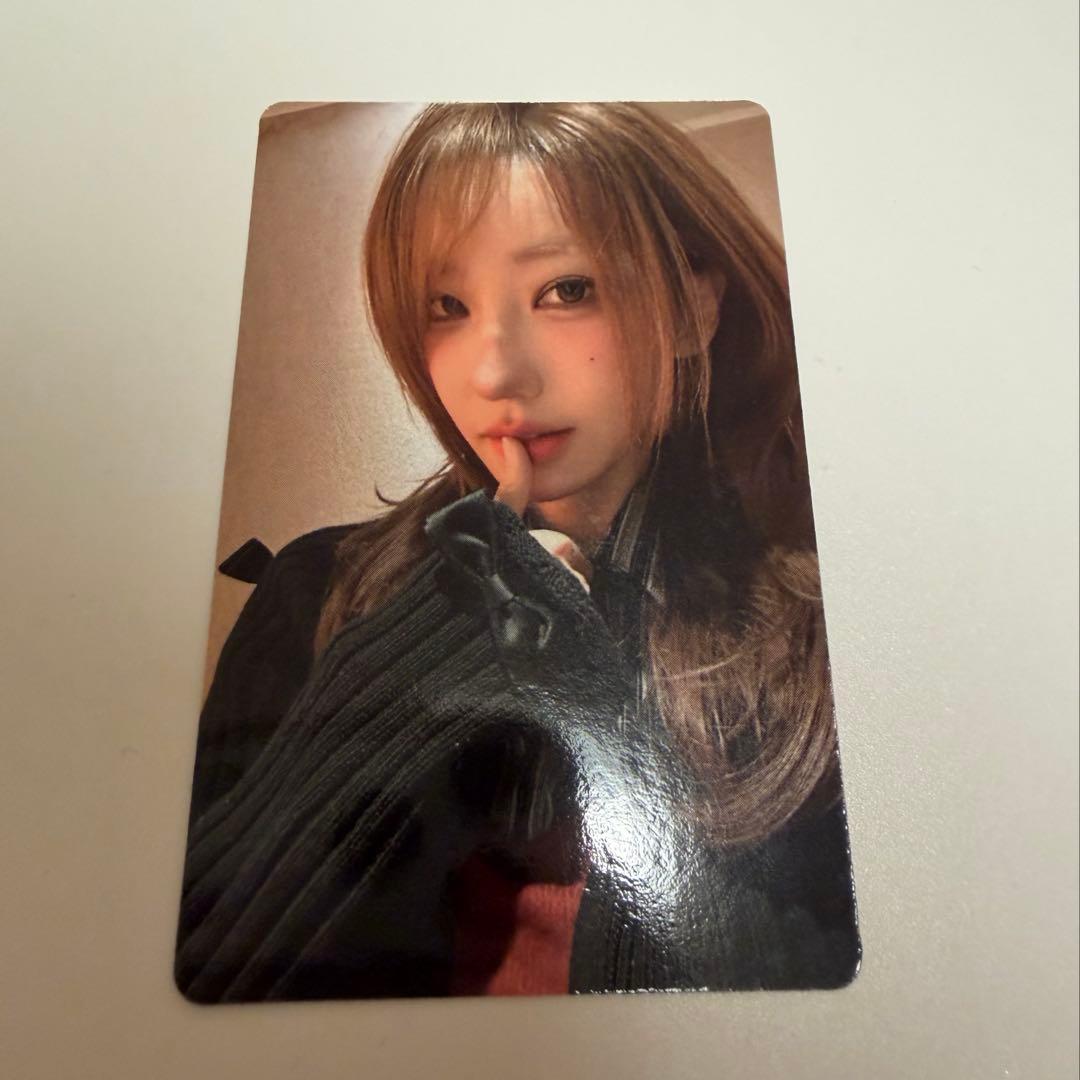 QWER 東京 VIP 入場特典トレカ マゼンタ - メルカリ