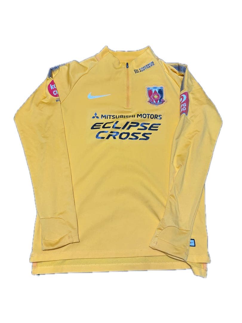 浦和レッズ ハーフジップ練習着 選手着用品 イエロー - メルカリ