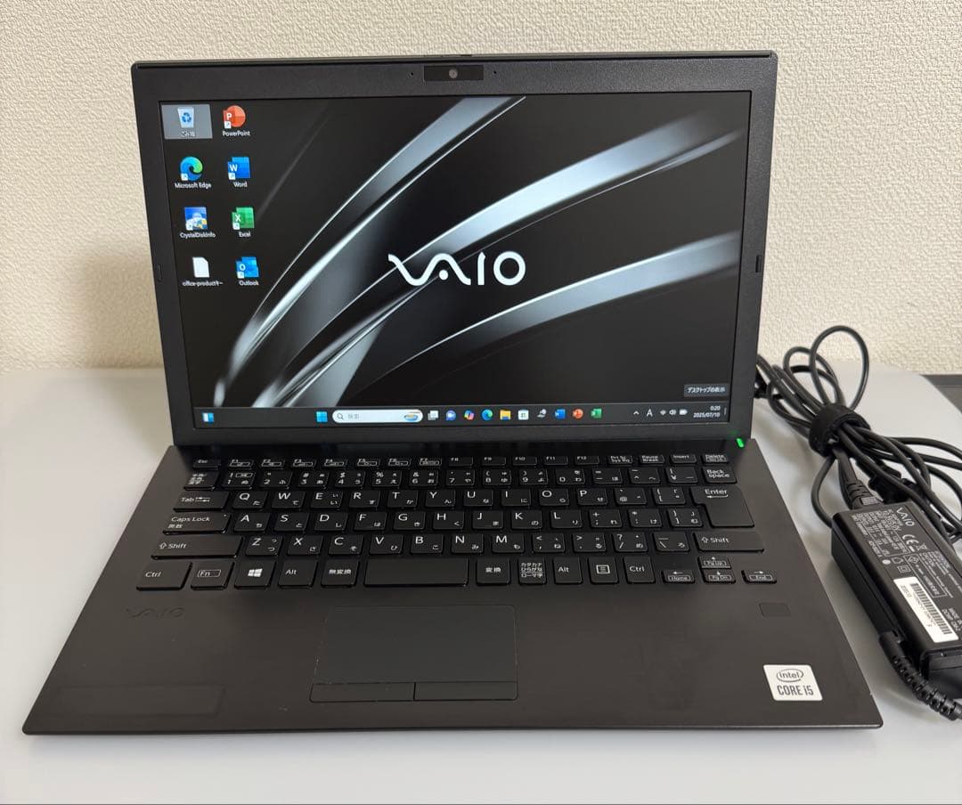 ブルーレイ 15 富士通 i7-7700HQ 16G SSD256GB オフィス