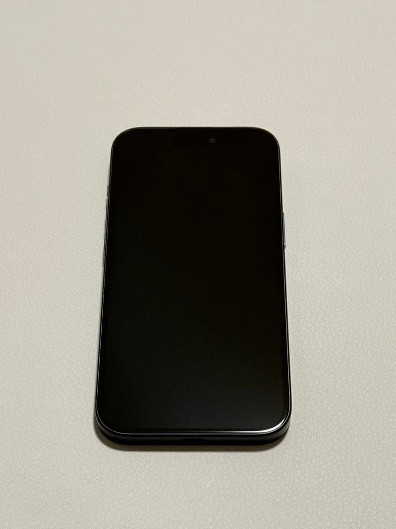 美品】iPhone 15 128GB ブラック SIMフリー バッテリー93% - メルカリ