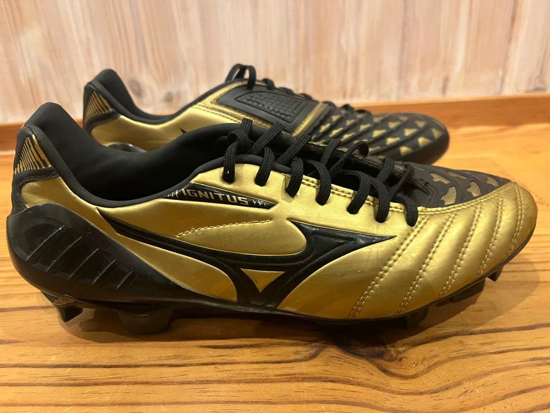激レア　美品　ミズノ　ウェーブイグニタス3 26.0cm サッカースパイク