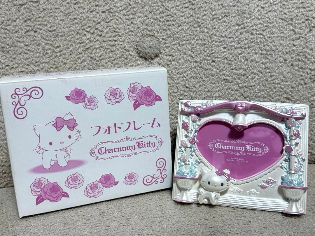 新品】公式グッズ チャーミーキティ フォトフレーム キティちゃん