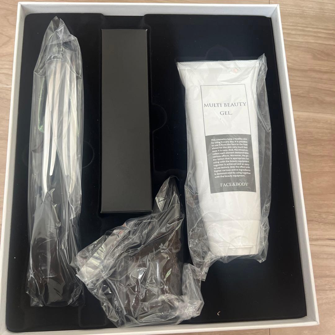 PYR KNIGHT パイラナイト