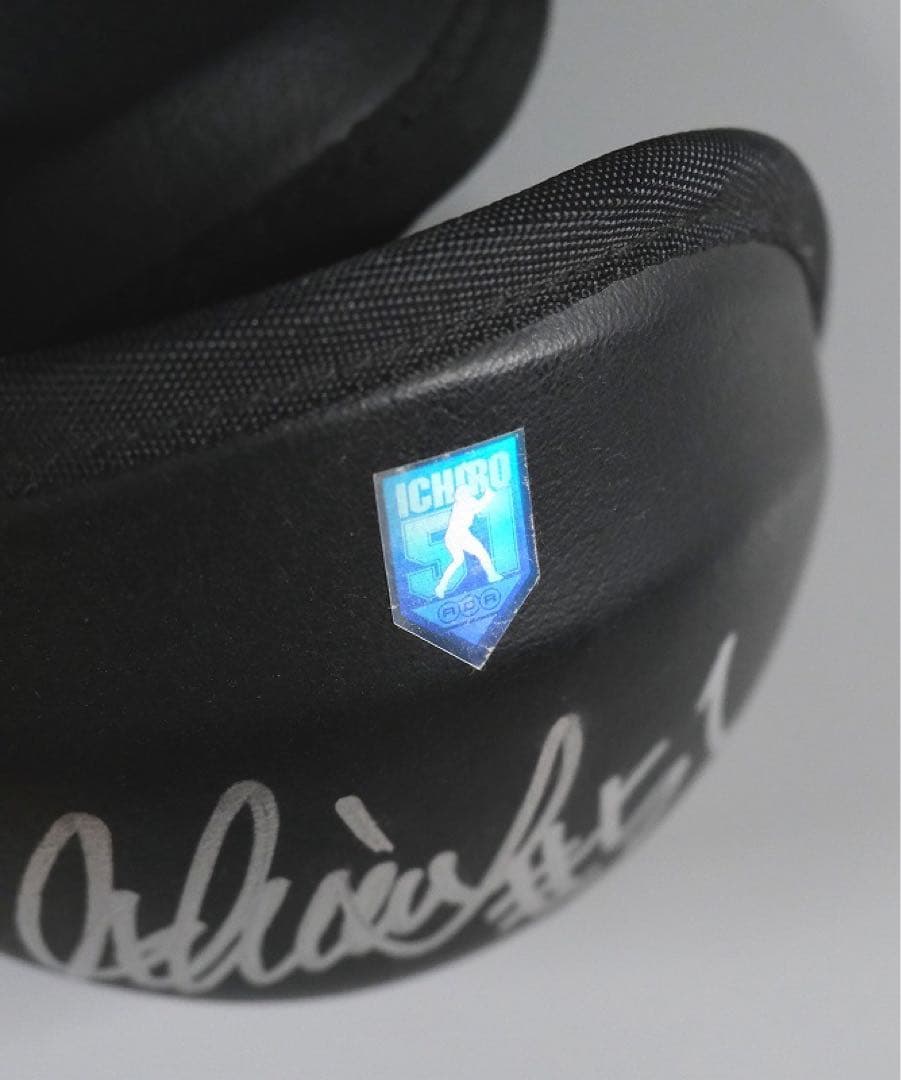 イチロー 2002年実使用 直筆サインエルボーガード（アームガード