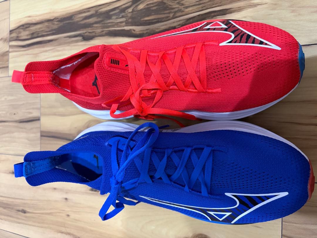 Mizuno ネオビスタ27.0 青/赤 - メルカリ