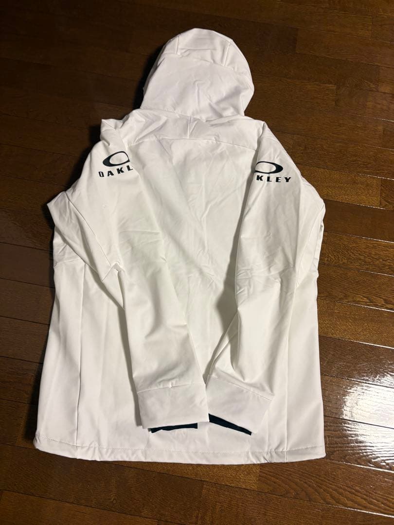 OAKLEY パフォーマンスフィット ジャケット JPN XL - メルカリ