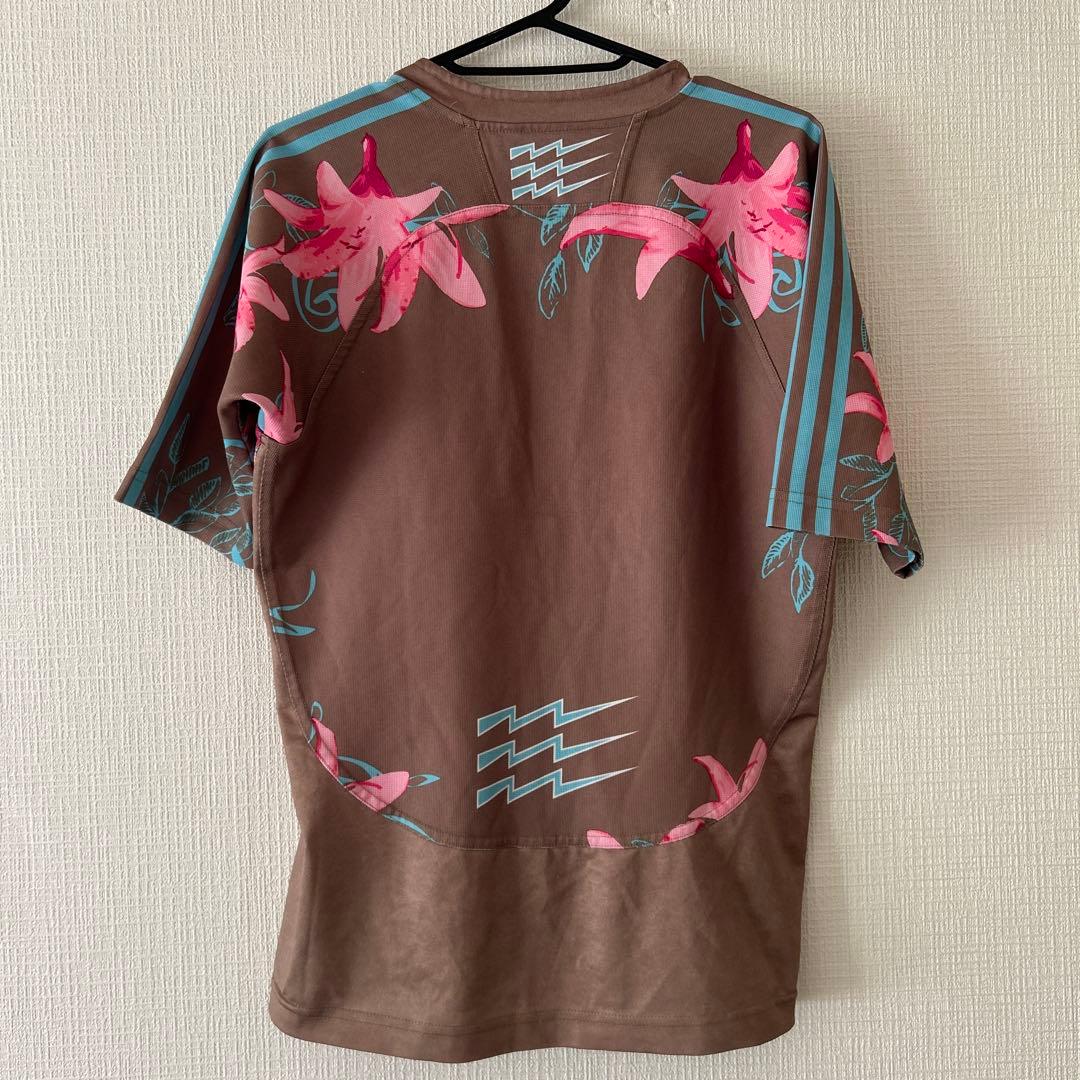 パリ限定 】adidas 花柄 サッカーシャツ ブラウン