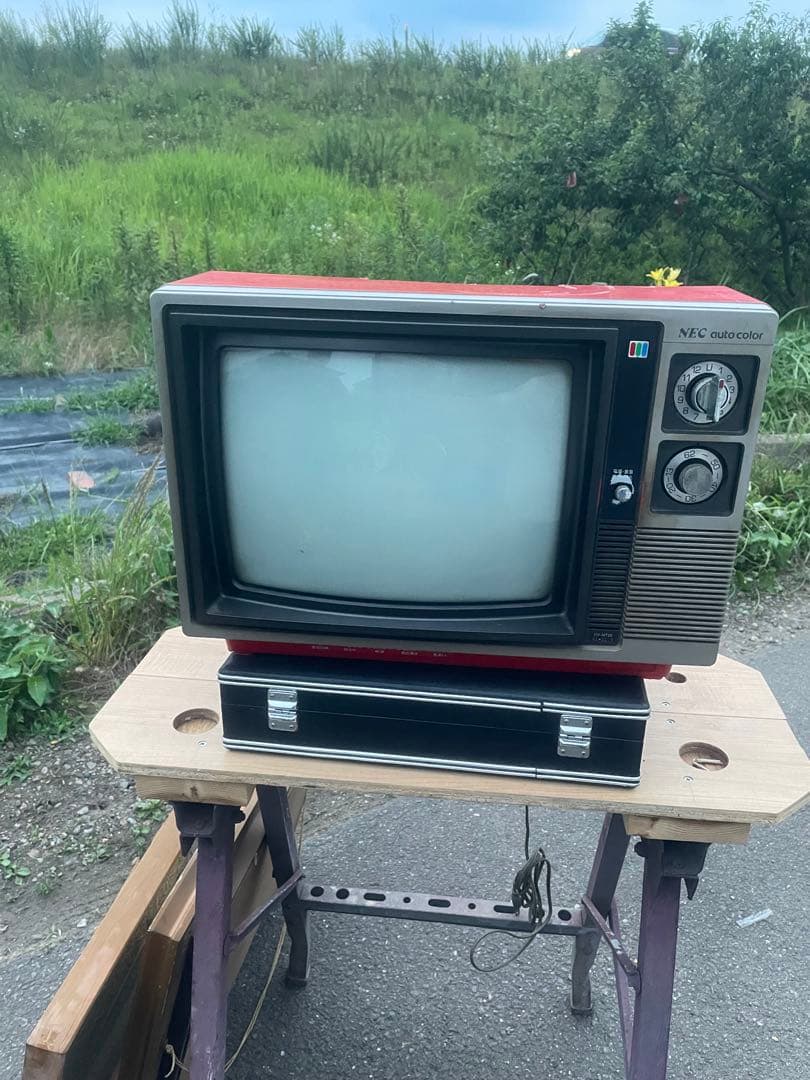 NEC CV-14T26 カラーテレビ 通電確認 ブラウン管 赤 - メルカリ