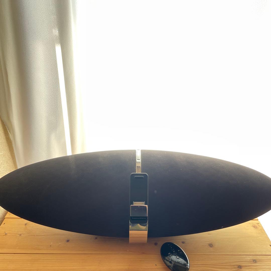 Bowers & Wilkins Zeppelin ワイヤレススピーカー Bowers & Wilkinsのワイヤレススピーカー「Zeppelin」、ストリーミング