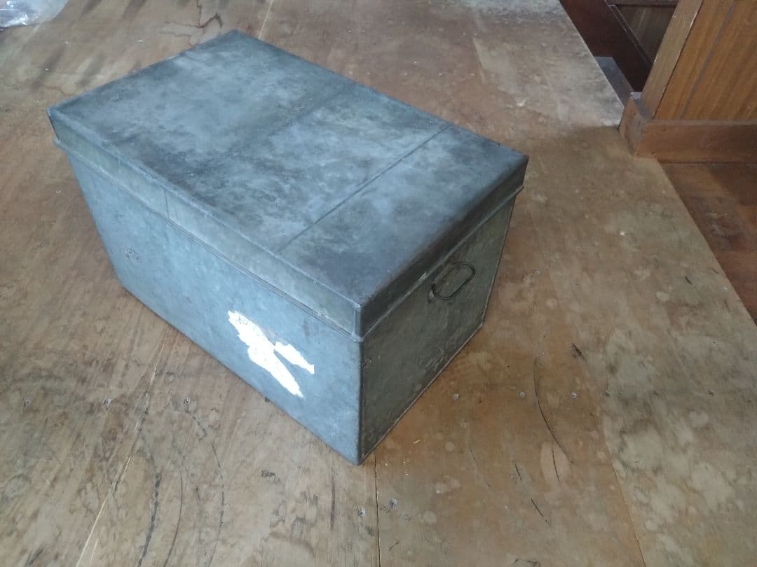 アンティーク　ブリキ製衣類収納箱 楽天市場】ブリキクラシックトランクボックス 3点セット S/M/L ブリキ