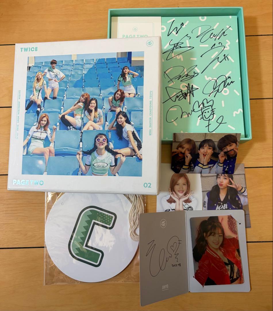 TWICE PAGETWO 直筆サイン入り - メルカリ