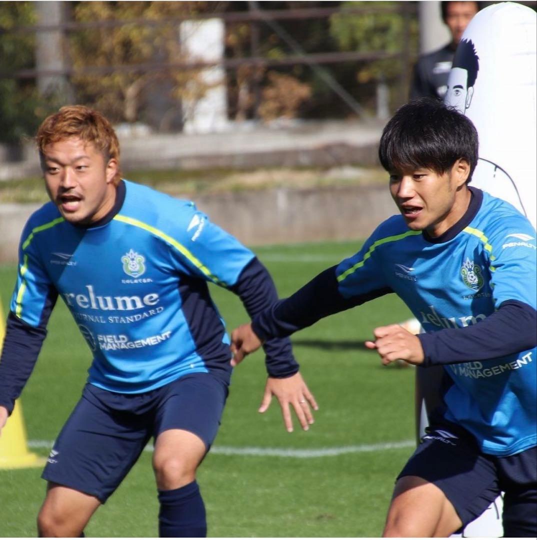 支給品】湘南ベルマーレ トレーニングウェア練習着 選手着用 - メルカリ