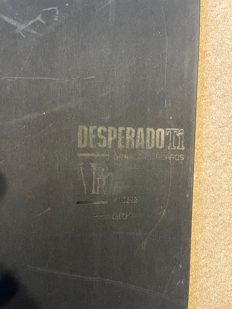 GRAY DESPERADO スノーボード 黒/赤 グレイ GRAY DESPERADO メンズ レディース スノーボード 板 フリー