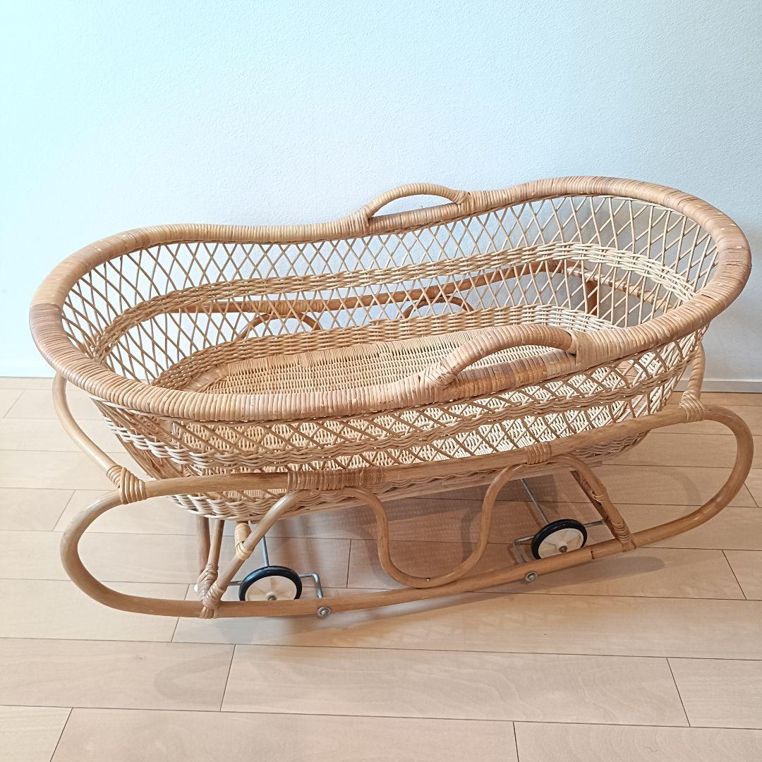 籐 ラタン ベビーベット ゆりかご クーファン キャスター付 - メルカリ