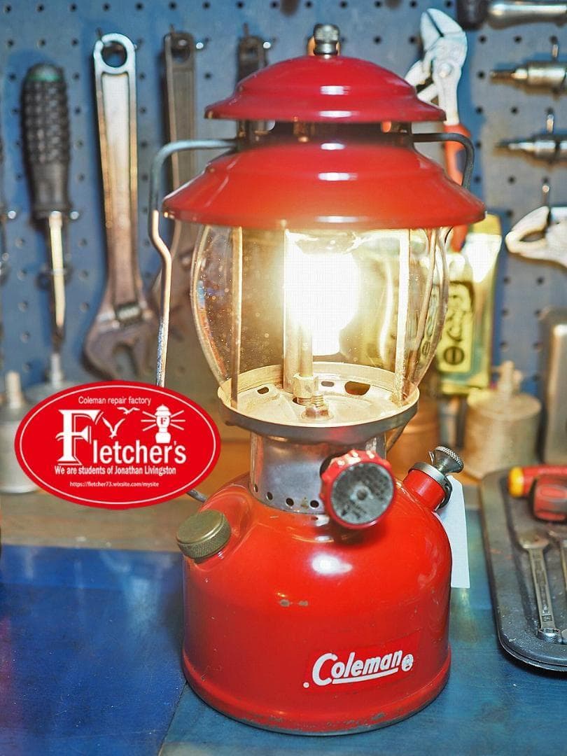 1964年6月 コールマン 200A ランタン （通称レッドボーダー） t77 ヴィンテージランタンの王道。Coleman(コールマン)の200A レッド