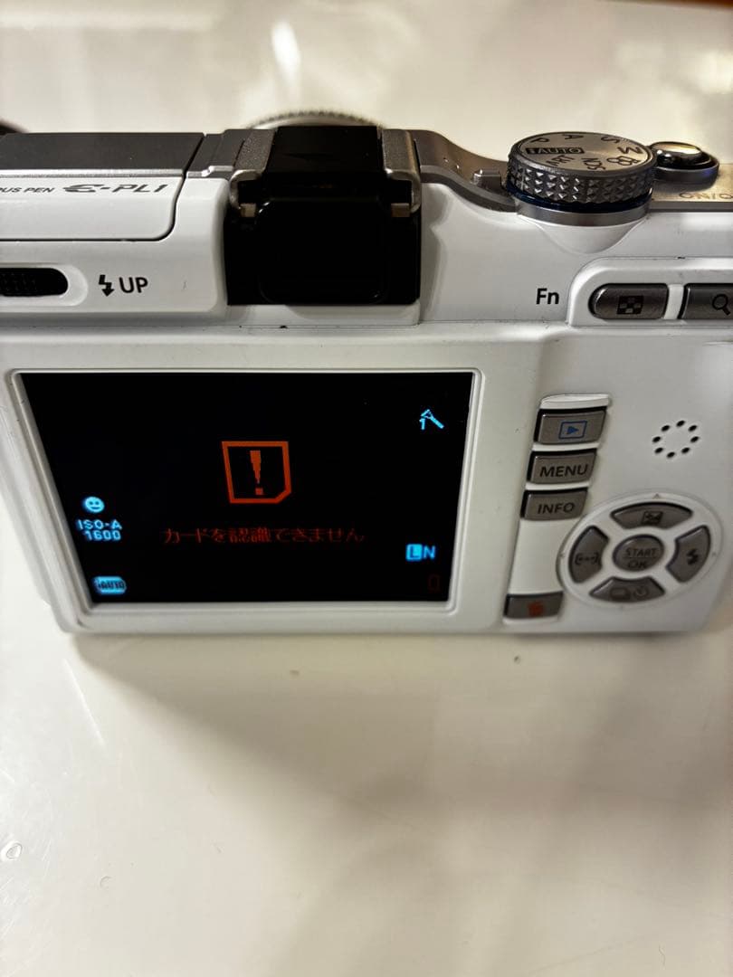 ジャンク OLYMPUS E-PL1 ミラーレスカメラ 14-42mm - メルカリ