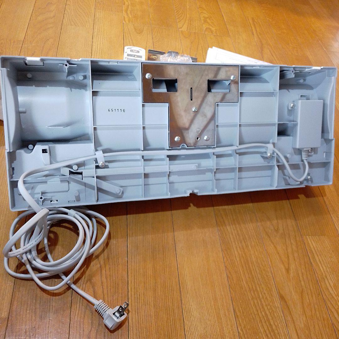 アラジン 脱衣所暖房機 ADH-G9811J 2025年製 - メルカリ