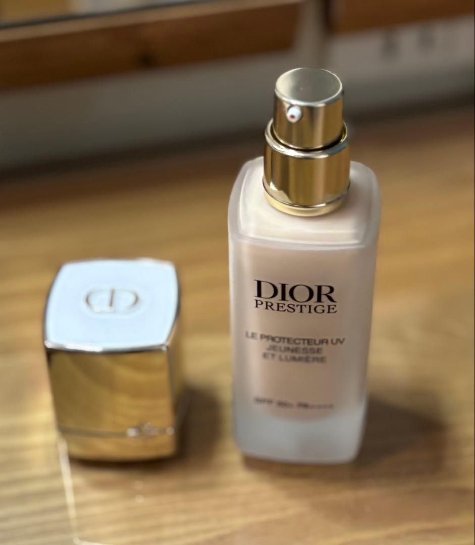 ディオール プレステージ ホワイト ル プロテクター UV ルミエール