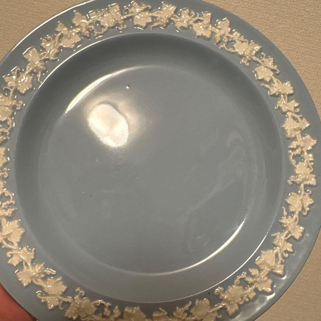 ウェッジウッド　エンボスド　クイーンズウェア　デザートプレート　20.5cm