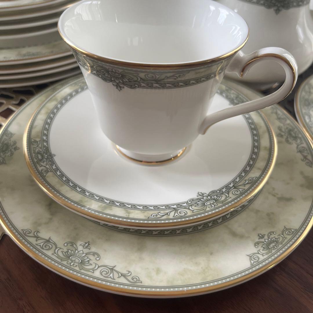 ロイヤルドルトン ティーセット 6客 - メルカリ