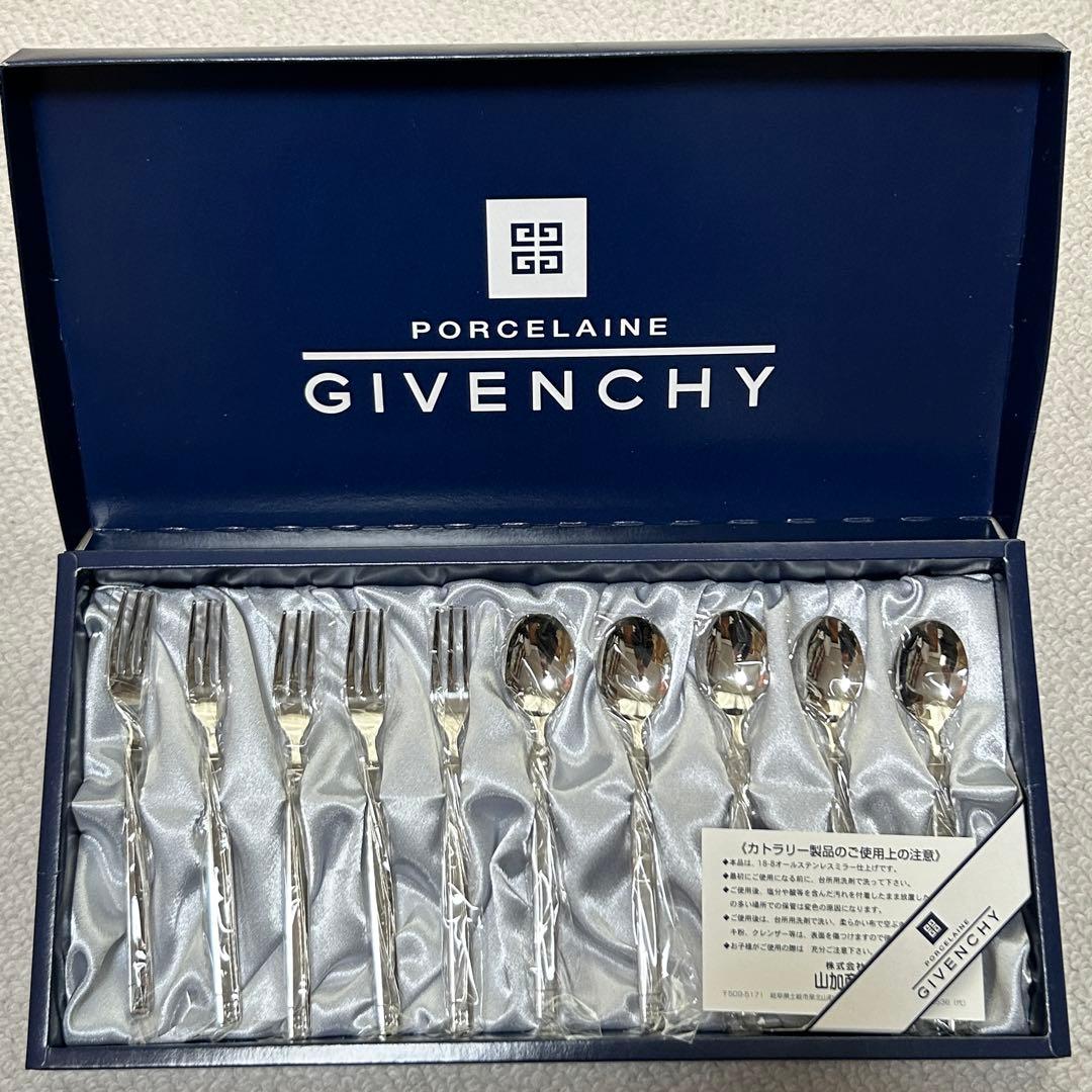 新品未使用品 ジバンシー GIVENCHY カトラリーセット 10点 18-8 - メルカリ