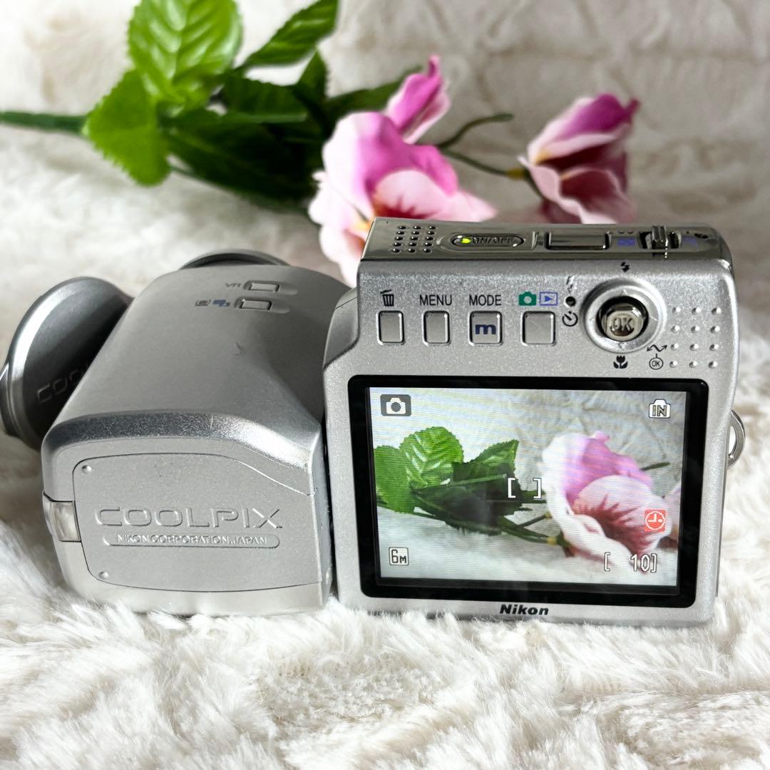 動作良好 Nikon COOLPIX S10 VR シルバー