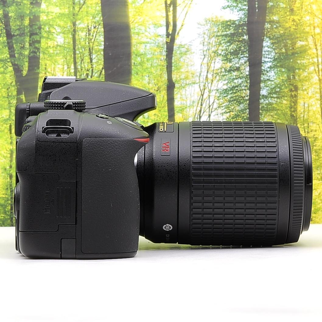 ショット数8759枚！WiFi機能付☆ニコン D5300☆スポーツ撮影向き