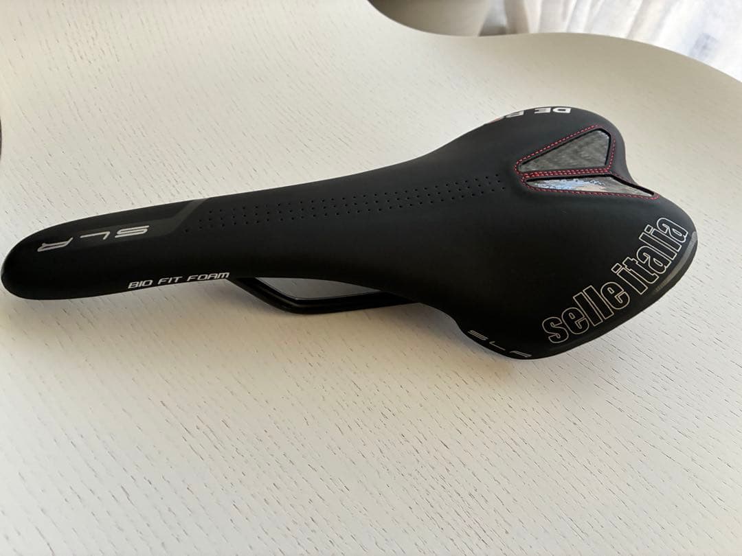 254回完動品 【未使用・美品】DE ROSA サドル セライタリア ロードバイク