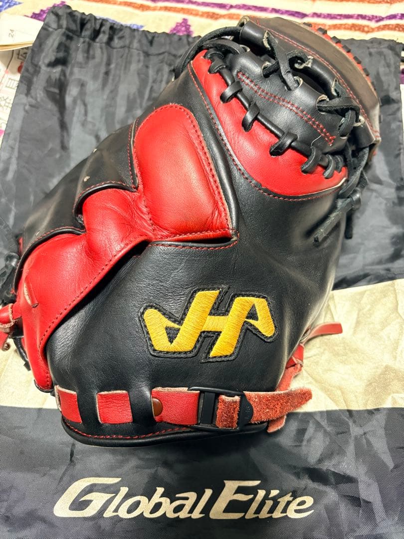 ハタケヤマ キャッチャーミット 甲斐拓也 ⚠️⚠️良型⚠️⚠️ - メルカリ