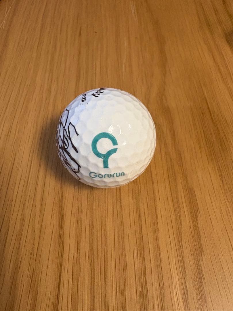 山内鈴蘭 サイン入りゴルフボール - メルカリ