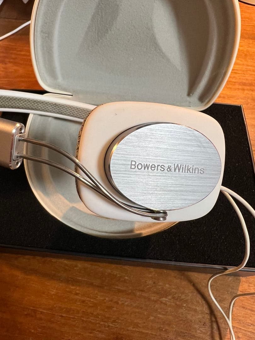 Bowers & Wilkins P3 Hi-Fi 有線 ヘッドホン 美品 - メルカリ