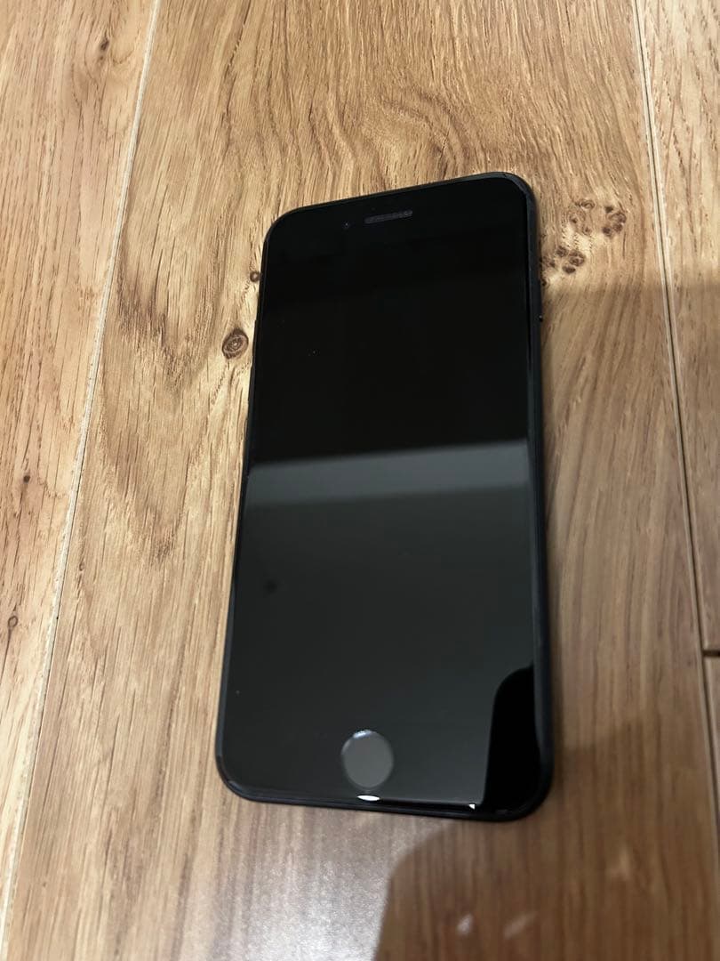 美品　スマートフォン本体　iPhone SE（第3世代）128GB 黒　　スマホ Apple iPhone SE 第3世代 128GB ミッドナイト iPhone iPhone SE（第3