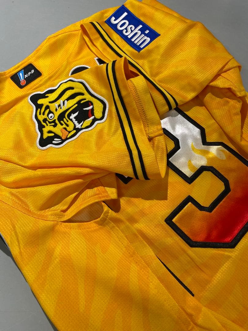 2018年ウル虎の夏ユニフォーム（選手実着用） - メルカリ