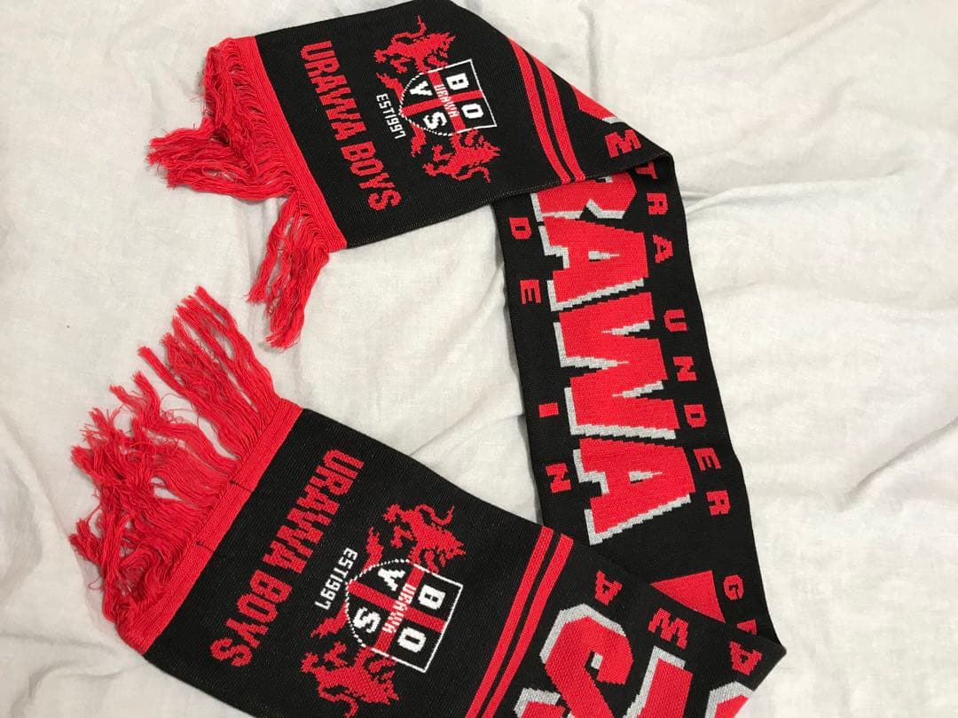 浦和レッズ 浦和ボーイズ URAWA BOYSニットマフラー - メルカリ