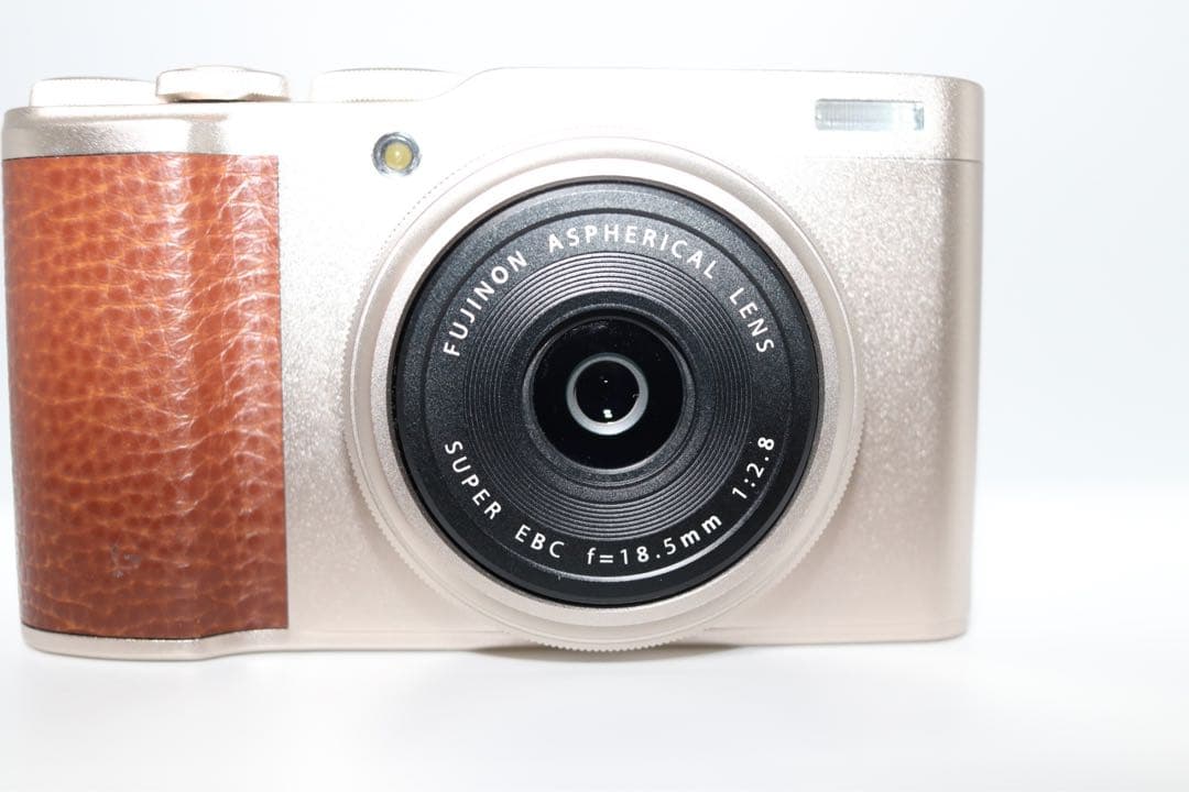 美品【FUJIFILM】XF10 FUJINON EBC 18.5mm F2.8