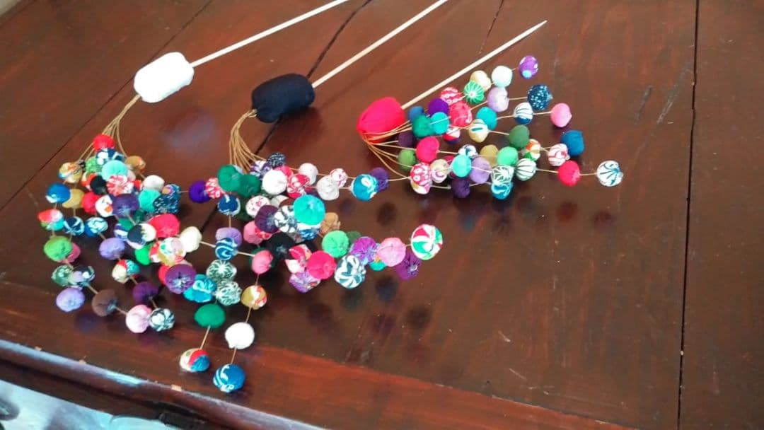 おひなさまと一緒に♪春飾り桃の節句♪ポンポン玉飾り棒3本セット