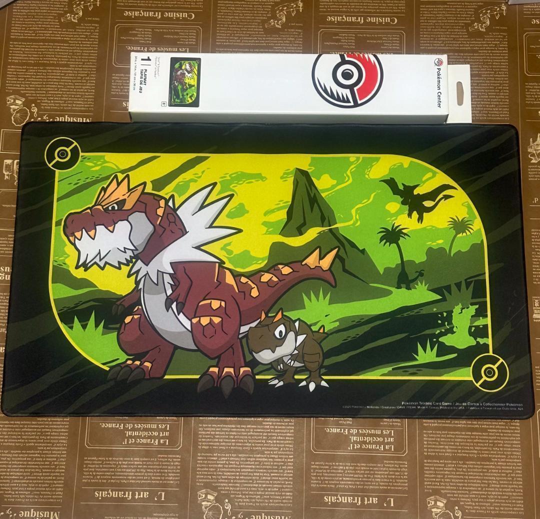 海外限定品！ 】ガチゴラス ポケモン プレイマット - メルカリ