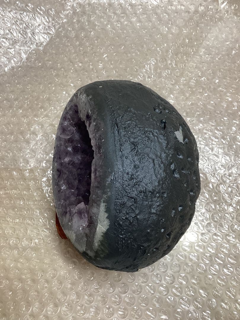 ウルグアイ産　アメジストドーム 1.85kg