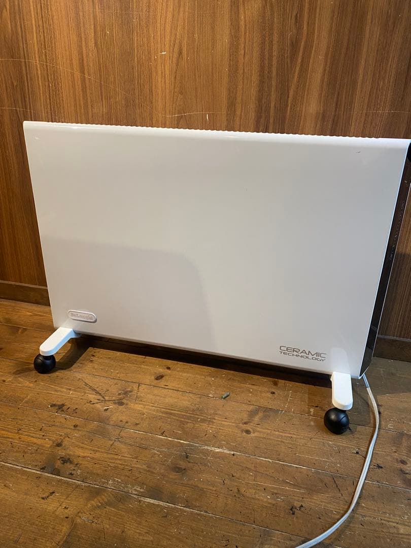 デロンギ コンベクターヒーター　セラミックヒーター　暖房　ストーブ 期間限定！特別価格】De'Longhi（デロンギ） コンベクターヒーター