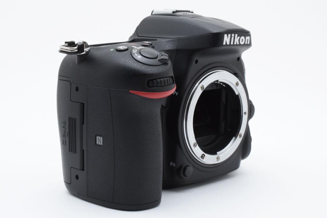 ほぼ新品 ニコン Nikon D7200 ボディ 《ショット数709回》1109