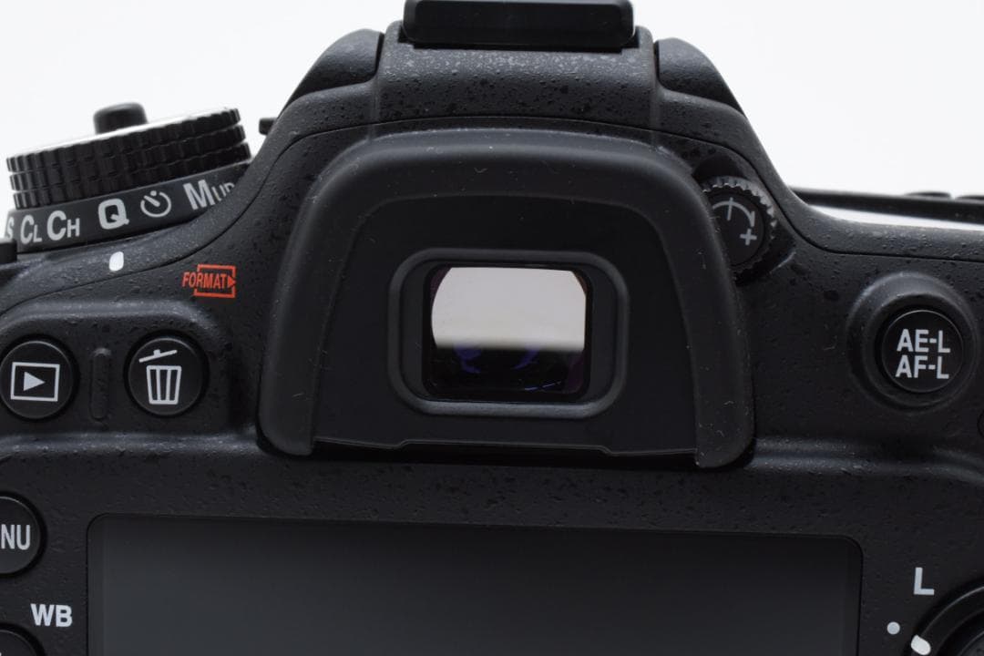 ほぼ新品 ニコン Nikon D7200 ボディ 《ショット数709回》1109