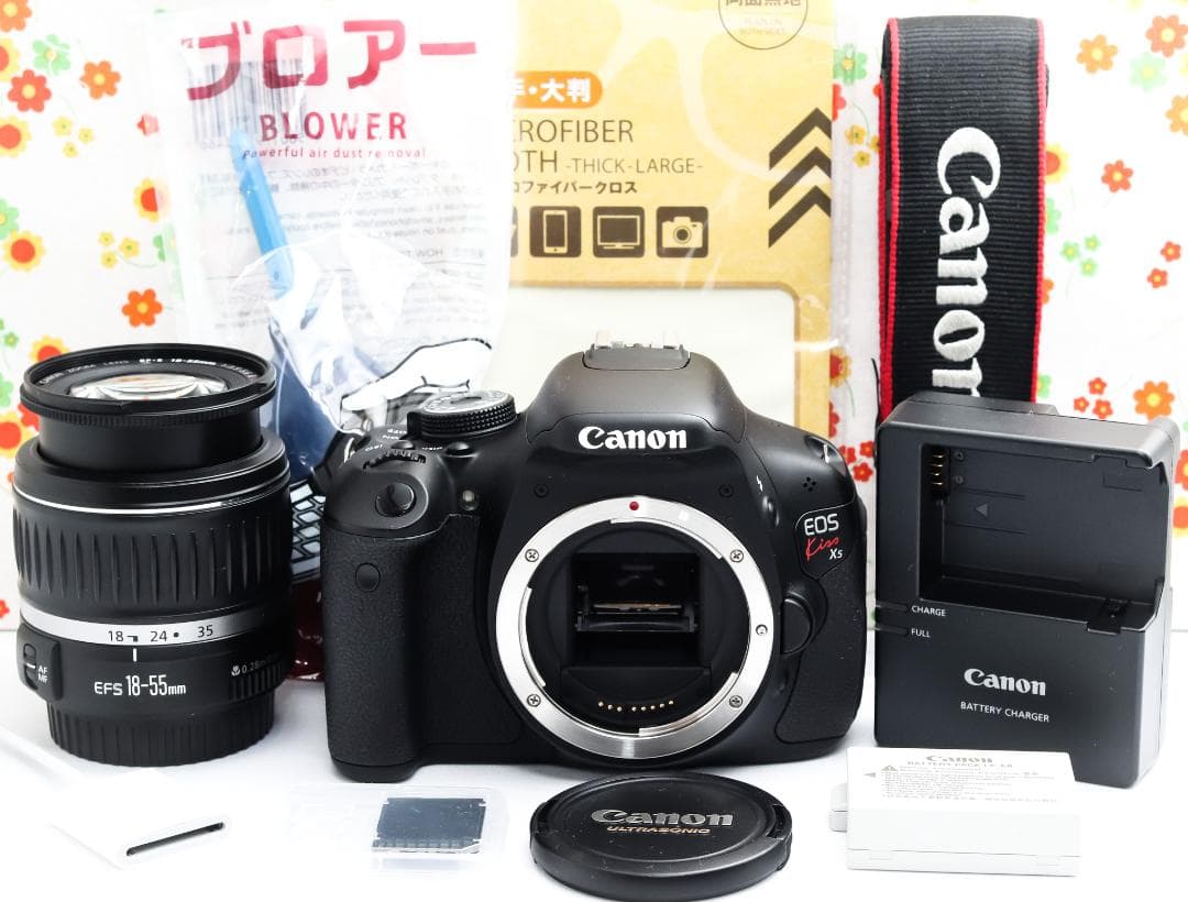 美品 Canon Kiss X5☆スマホ転送！☆人気の一眼レフ♪☆自撮り可能