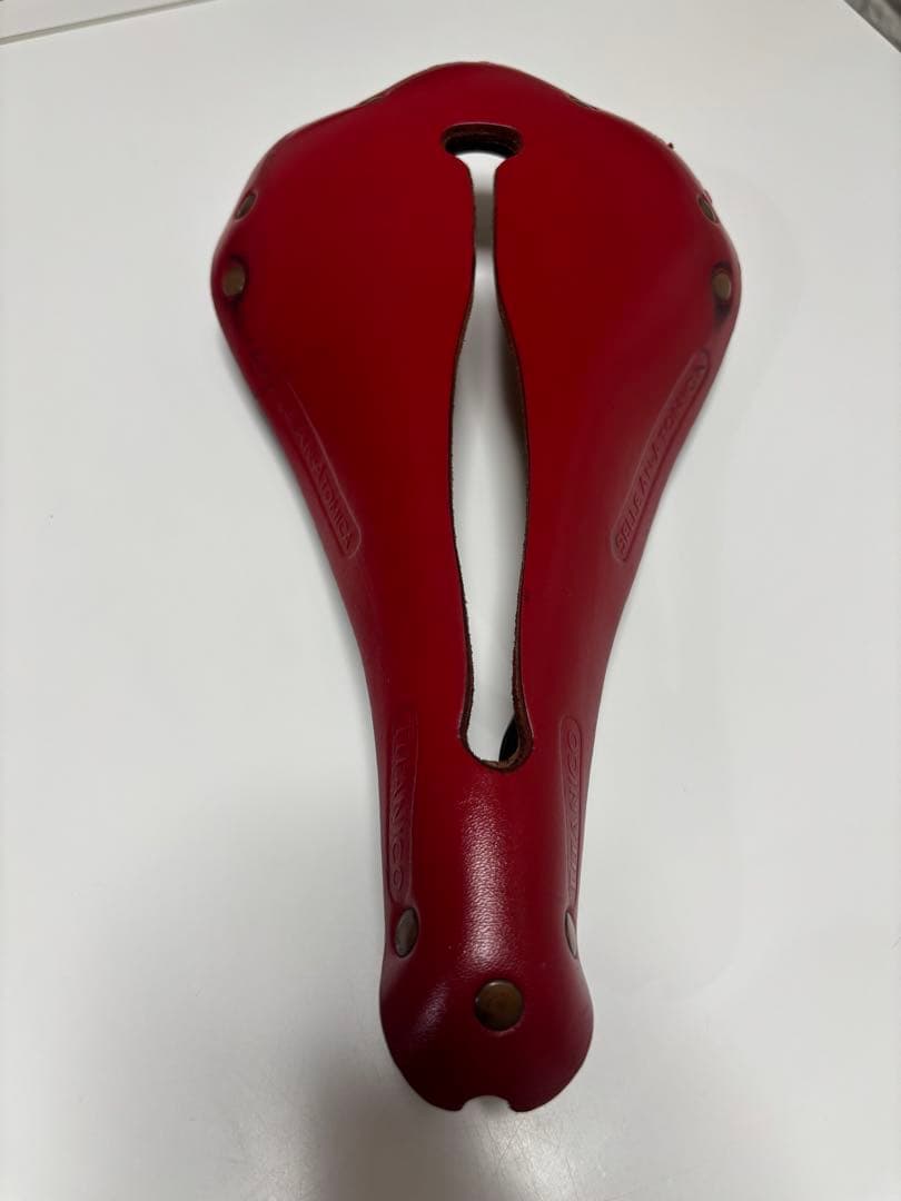 ロードバイク　ビンテージ　サドル 新商品】【唯一無二の育てるサドル!!】自転車パーツブランド「GORIX