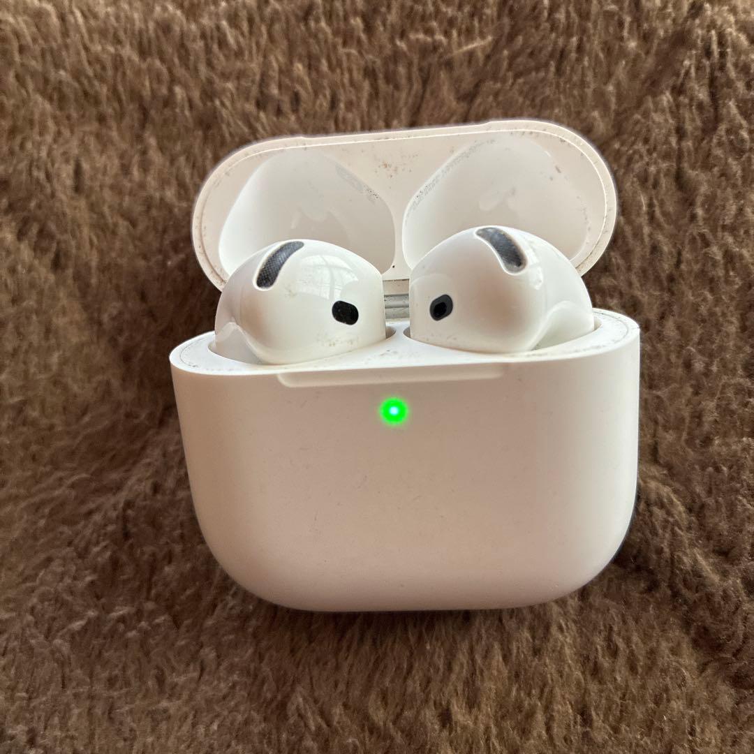 AirPods4本体 ホワイト 箱無し - メルカリ