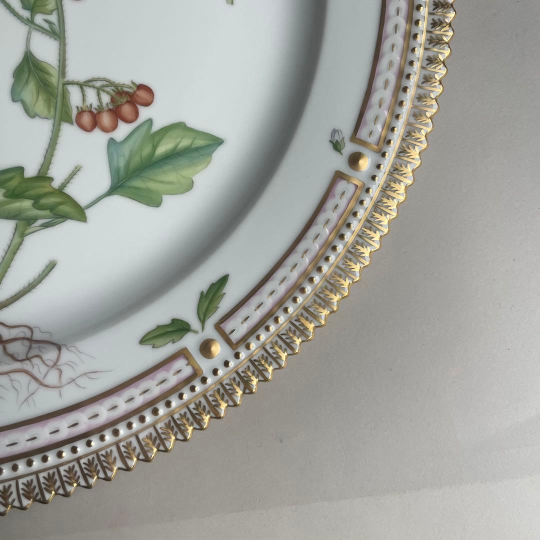 新品未使用 ロイヤルコペンハーゲン　フローラダニカ　大皿　プレート 35.5cm