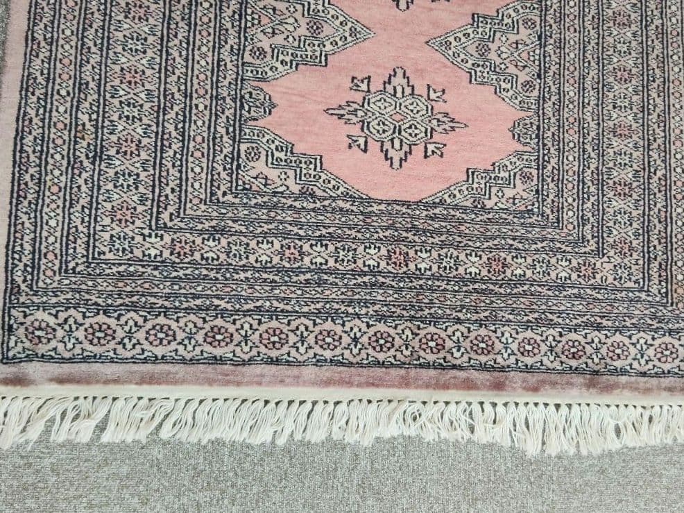 パキスタン段通 ラグ 152×94 手織り ウール100％ - メルカリ